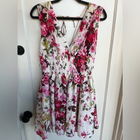 1 Day Sale 🔴 Abercrombie Dress - Picture 2 of 3